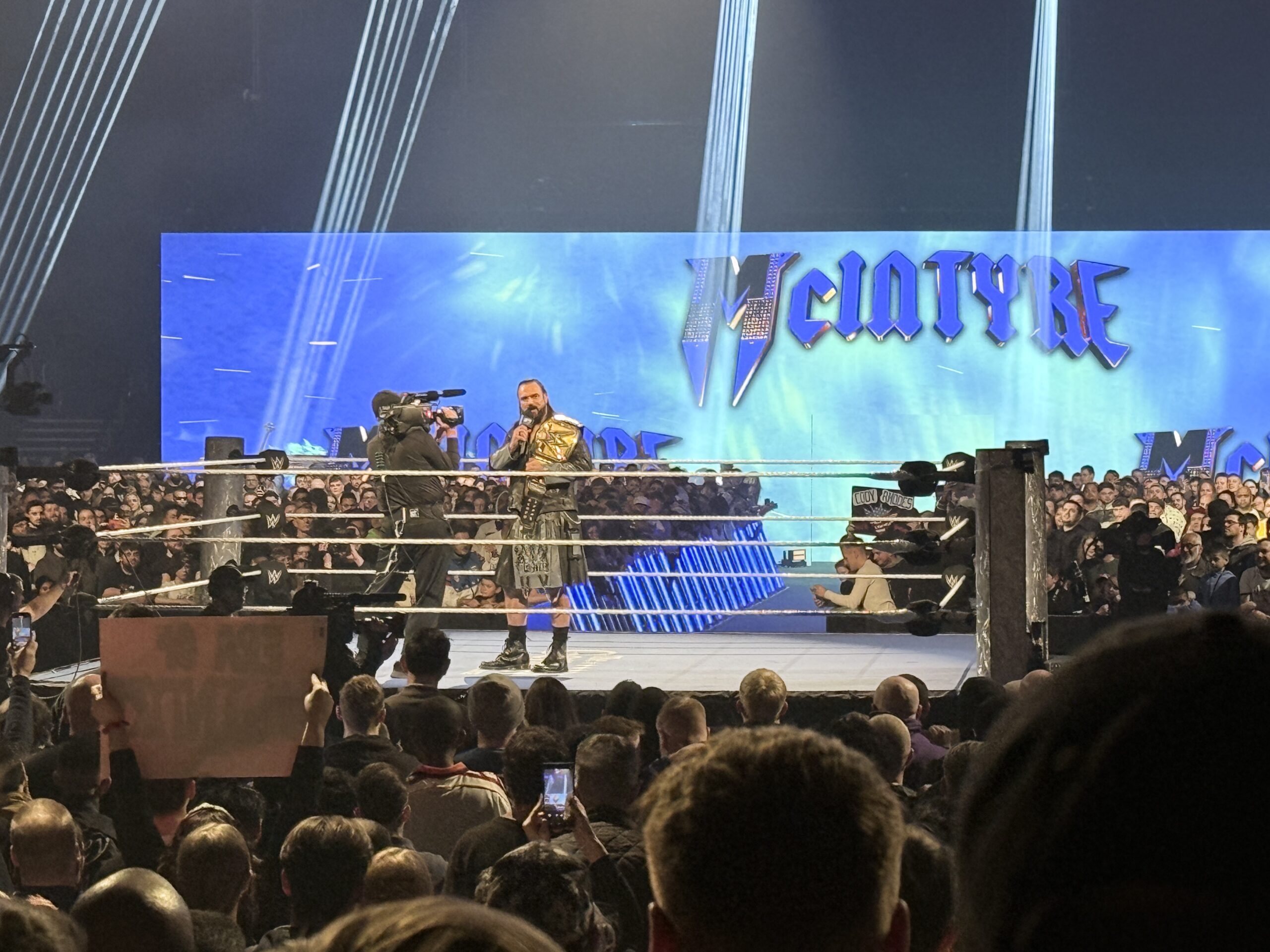 WWE Friday Night Smackdown at Wembely Arena 16th Janaury 2026 5 scaled WWE Friday Night Smackdown at Wembely Arena 16th Janaury 2026 5 scaled
