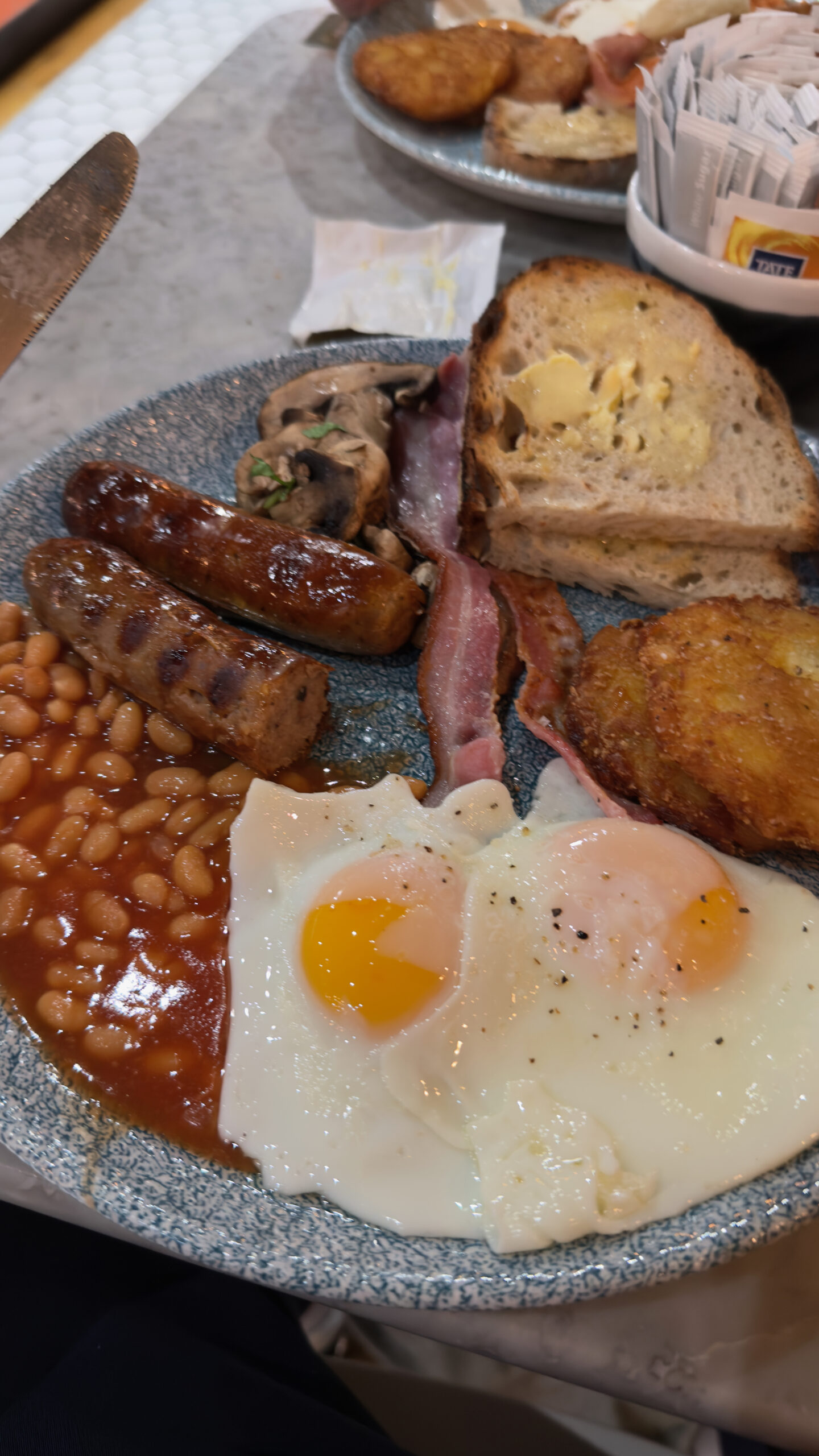 Breakfast at Sonoma’s in Gatwick