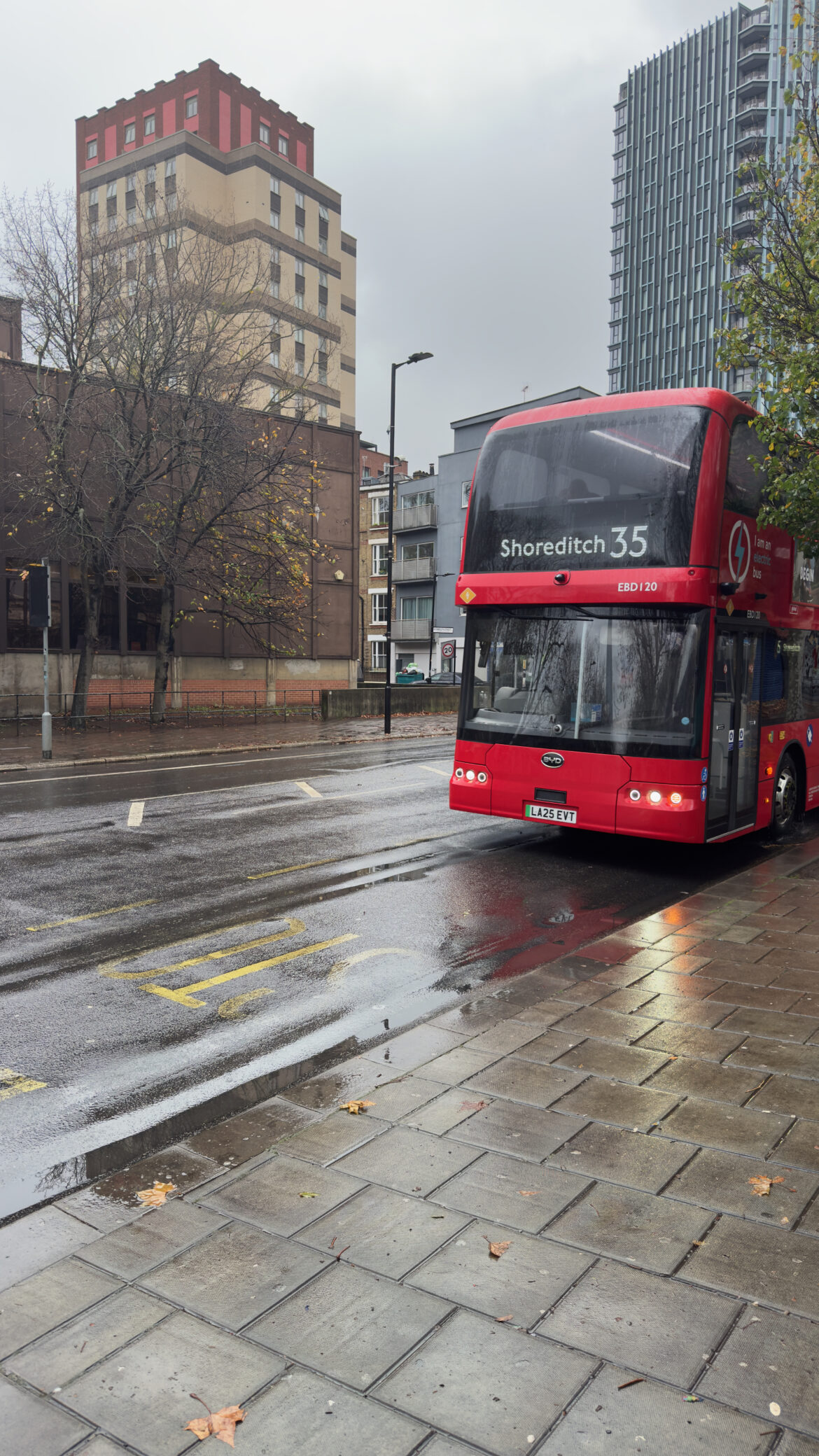 EBD120 - BYD11 on Route 35 2 BYD11 Route 35 Bus